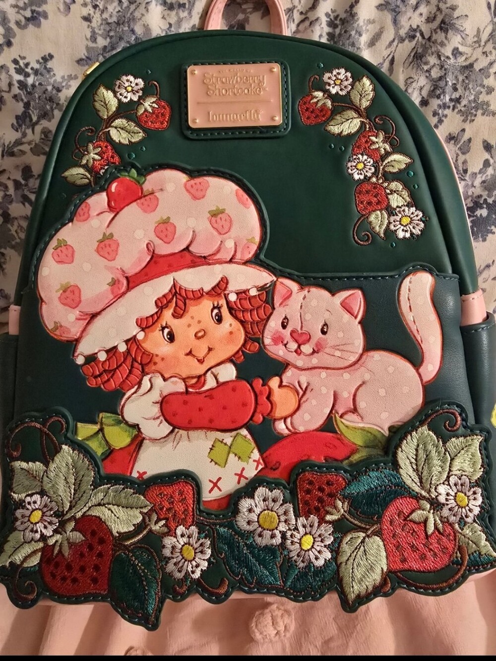 Strawberry Shortcake Backpack - Picture 2 of 9